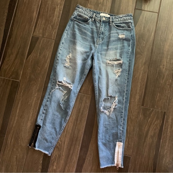 Kancan High Rise Distressed Straight Leg Mom Jeans Zipper Detail Sz 7 - Picture 1 of 6